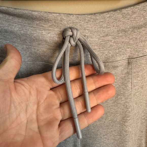 Lolë Women's Gray Recycled Polyester Blend Jogger Sweatpants - Size Large Yoga - Picture 4 of 15